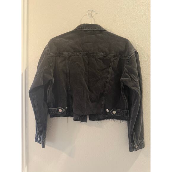 Paige Black Denim Cropped Jacket Sz S Raw Hem Button Up - Picture 2 of 4